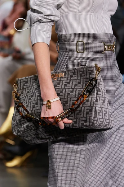 Look 152